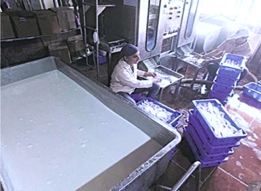 Milk price increase Pune Rs 2 per liter dairynews7x7