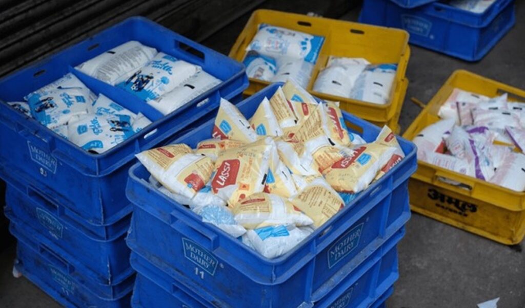 amul increaase milk price dairynews7x7