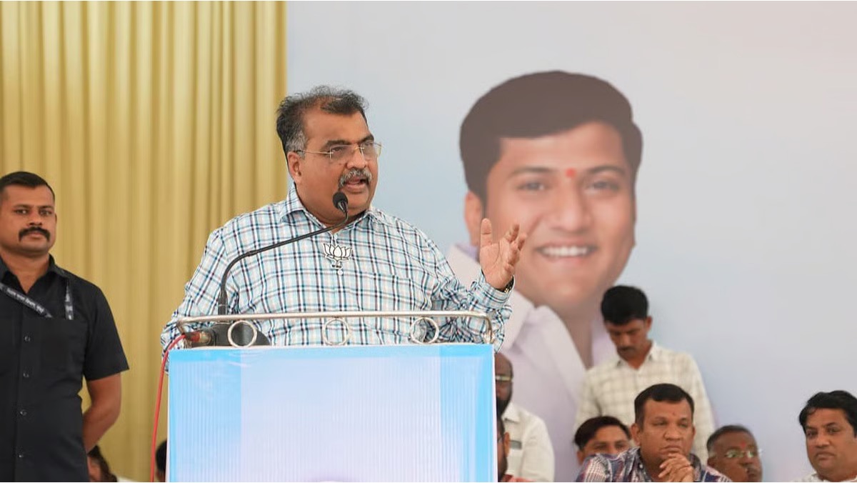 Pravin Darekar Dismisses Mumbai Protest as Political Failure