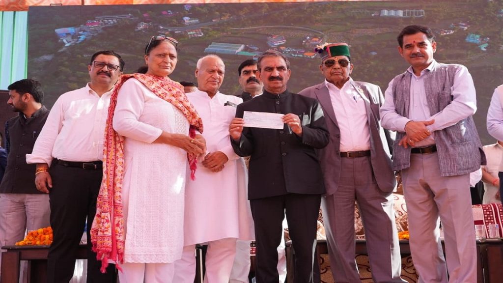 himachal cm launch milk freight subsidy dairynews7x7