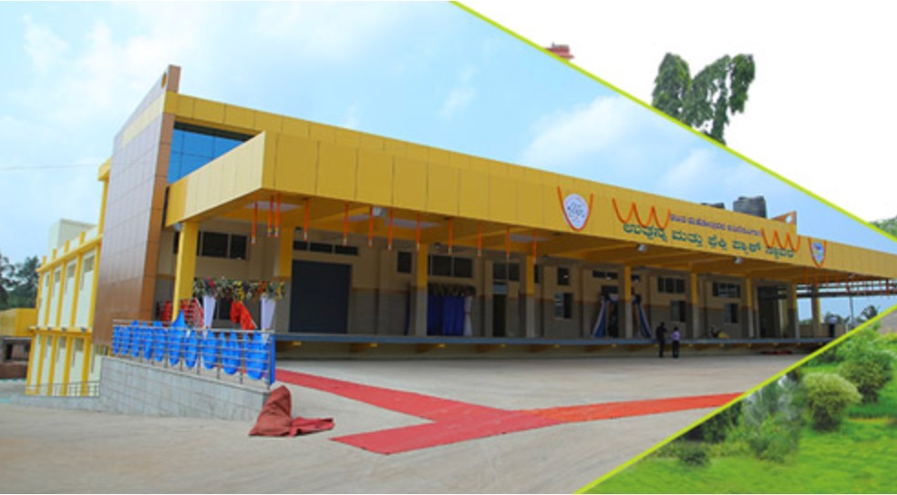 DKMUL tah=gets 4.5 lakh Litres milk dairynews7x7